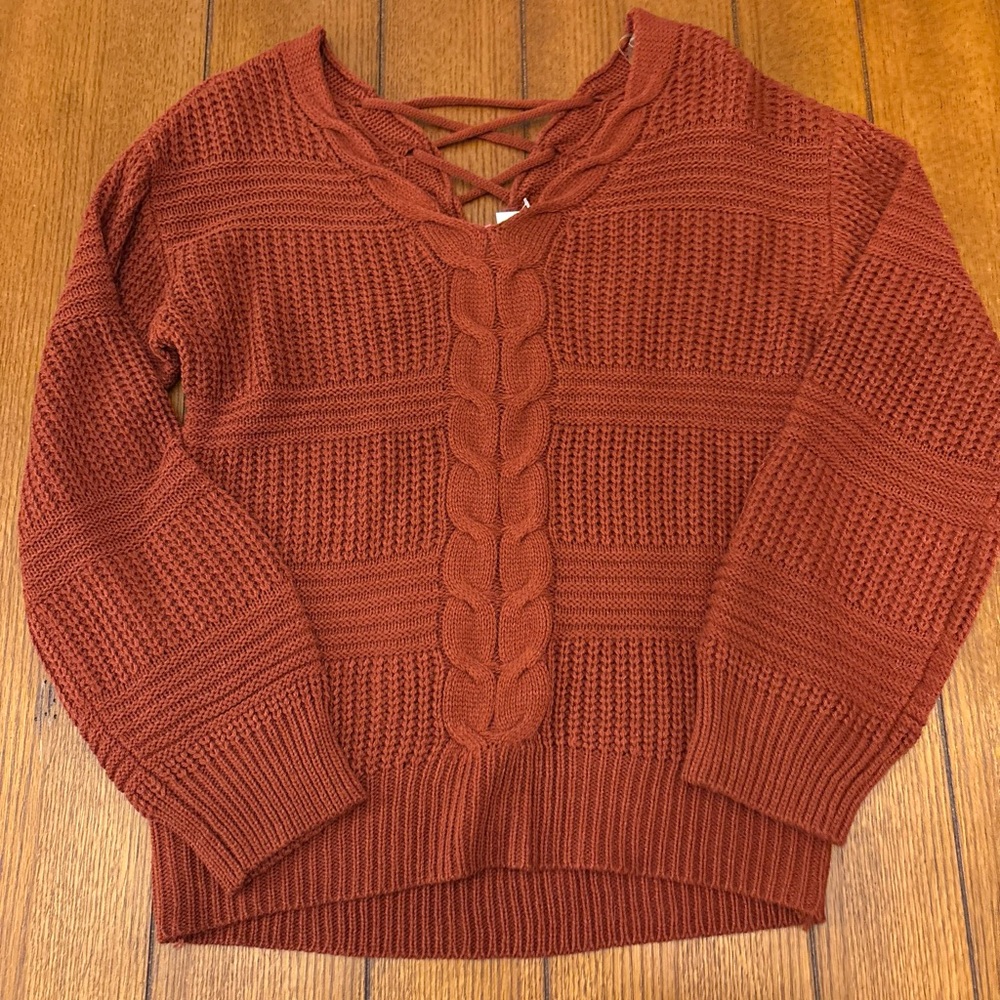No Boundaries Women's V-Neck Sweater in Rust